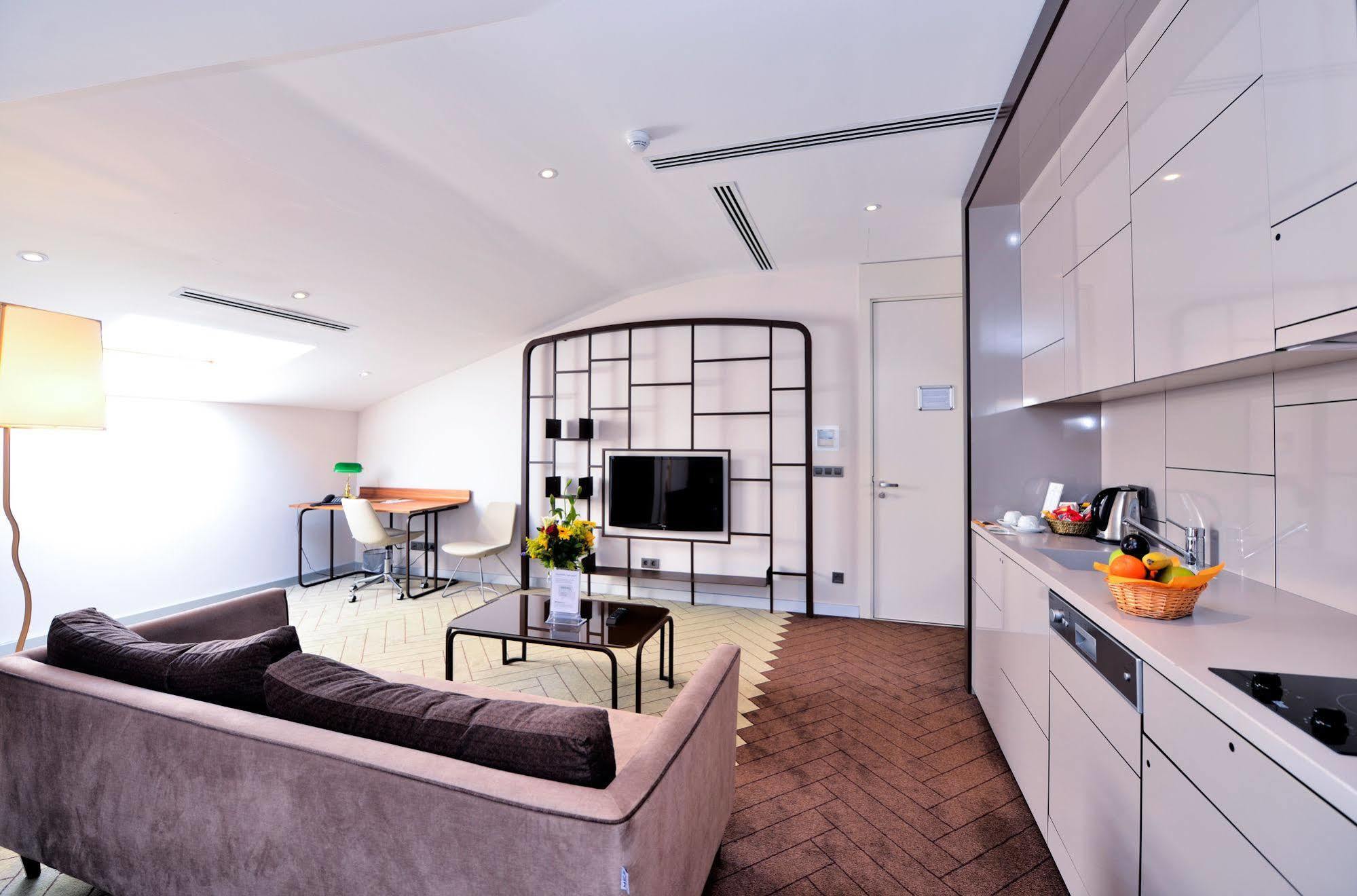 Upsuites Hotel Istanbul Exterior foto