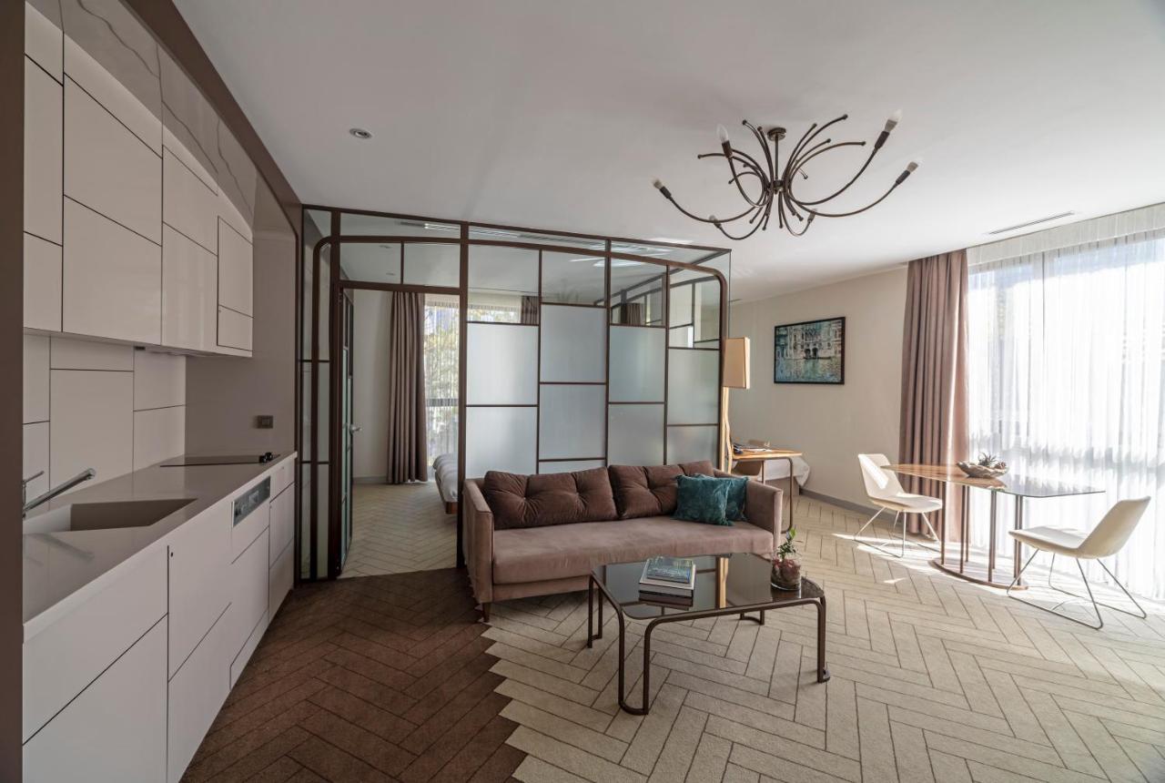 Upsuites Hotel Istanbul Exterior foto