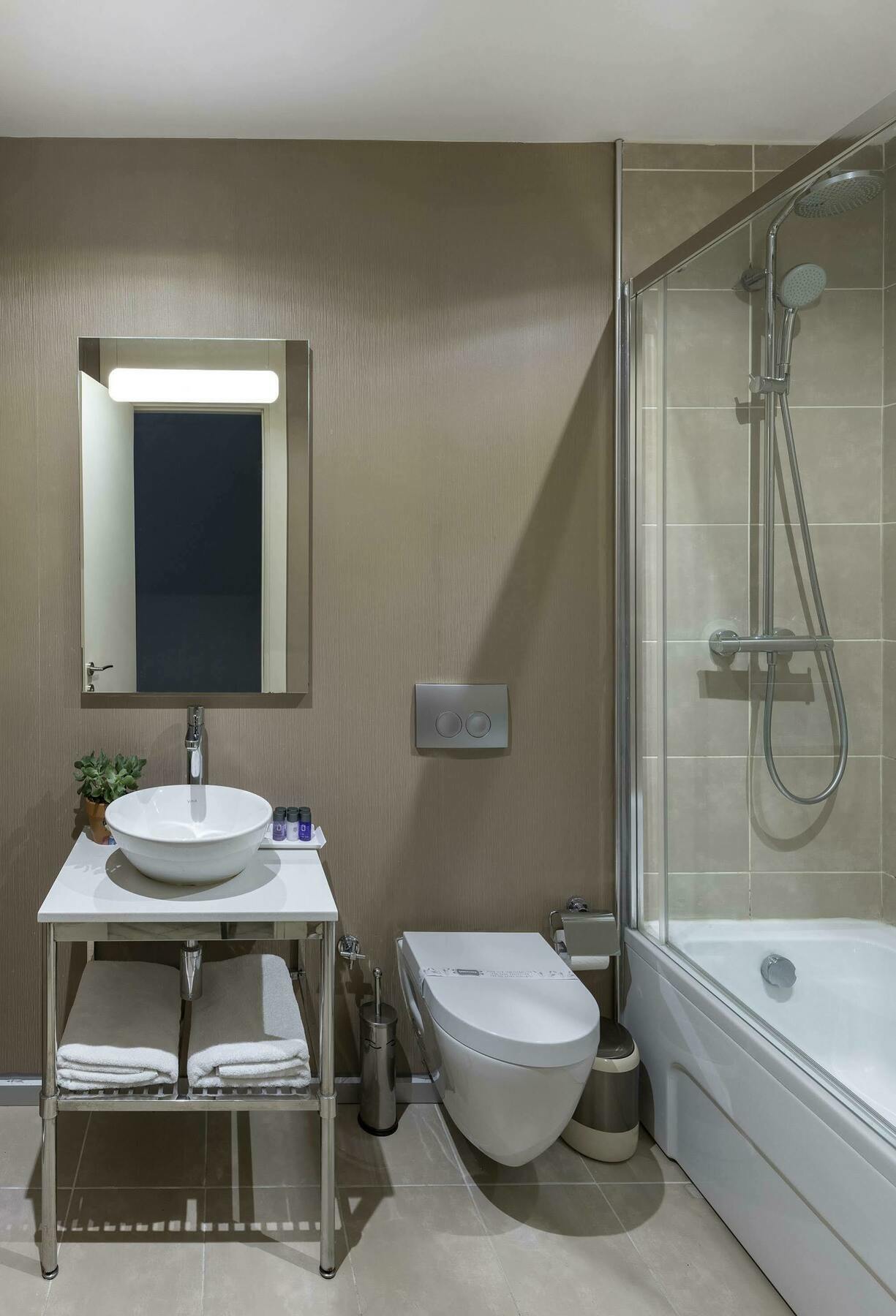 Upsuites Hotel Istanbul Exterior foto